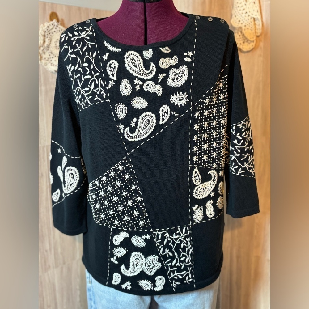 Jones New York Black and White Paisley Embroidered Blouse Sweater